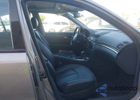 2006 Mercedes-Benz E 350 z USA, uszkodzony, nr VIN WDBUF56J06A801042